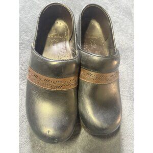 Dansko Pavan Women's Clogs 37/6.5 Black Brown Leather Round Toe Comfort Shoes